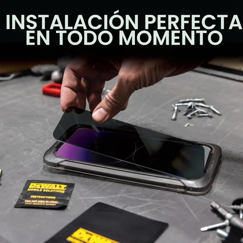 Vista 6 de DEWALT Paquete de 2 protectores de pantalla de privacidad resistentes para iPhone 13 Pro Max/14 Plus, protección de sensor, compatible con isla