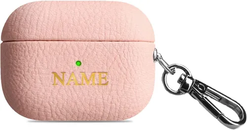 Vista 10 de Funda de cuero con iniciales personalizadas compatible con Airpods Pro, funda vegana de lujo con llavero con nombre personalizado en relieve y Negro