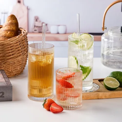 Vista 7 de WHJY Vasos altos de cristalería acanalados, vasos cortos únicos para uso diario, juego de 4 vasos para cóctel, whisky, cerveza, jugo, 8.8 onzas, 3.7
