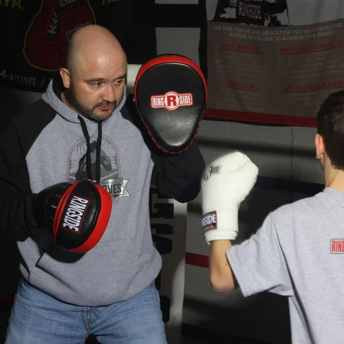 Vista 3 de Ringside Panther Boxing MMA Punch Mitt, 10