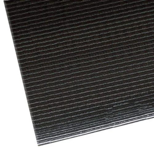 Vista 3 de NoTrax 406 Razorback™ Esterilla Antifatiga acanalada, 2' X 3' Negro/Amarillo
