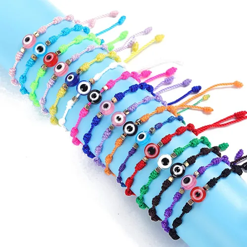Vista 3 de Caiyao 2 pulseras de nudo de mal de ojo, hechas a mano, ajustable, multicolor, rojo, negro, rosa, cuerda con nudo de mal de ojo, buena suerte