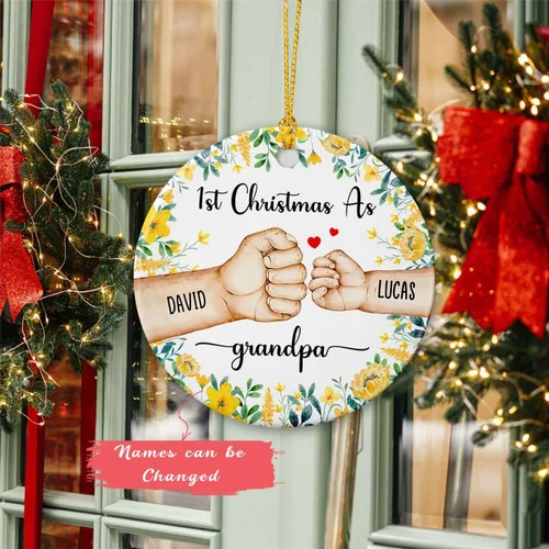 Vista 2 de Adorno de Navidad como abuelo de Navidad 2025, adorno personalizado de nuestra primera Navidad como abuelo para nuevo abuelo, adorno de cerámica