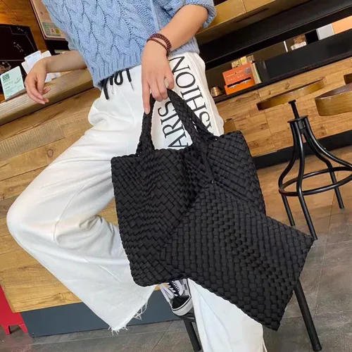 Vista 9 de JINMANXUE Bolso Hobo tejido para mujer, bolso de mano de neopreno de gran capacidad, bolso de hombro casual hecho a mano