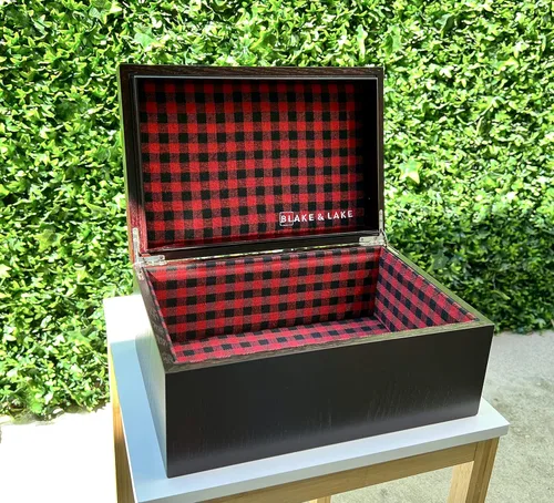 Vista 9 de Blake & Lake Caja grande de madera de roble para recuerdos, caja de almacenamiento forrada con cuadros de búfalo, cajas decorativas para el hogar