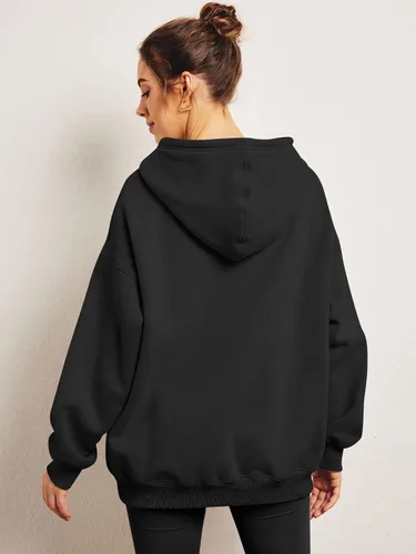 Vista 5 de Trendy Queen Sudaderas de gran tamaño con capucha de forro polar para mujer, camisas de manga larga, ropa de otoño con bolsillo