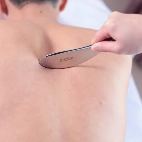 Vista 3 de STICKON Herramienta de masaje de raspado Gua Sha de acero inoxidable Herramientas IASTM gran herramienta de movilización de tejidos blandos