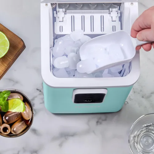 Vista 7 de Igloo Máquina de hielo de encimera autolimpiante, compacta y portátil, crea 26 libras por día, 8 piezas listas cada 7-8 minutos, incluye pala