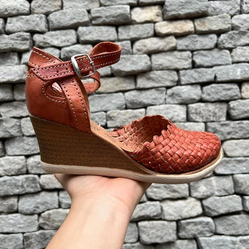 Vista 5 de Mexico en la Piel Sandalias de cuero con cuña Huarache en color marrón