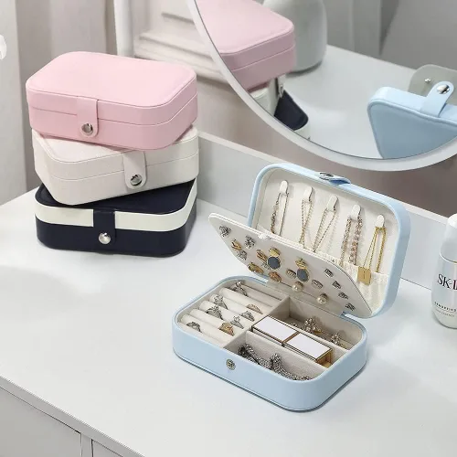 Vista 7 de Chelory Joyero pequeño para aretes anillos collares pulseras piel sintética portátil organizador de joyas de viaje para mujeres y niñas mini soporte