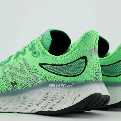 Vista 8 de New Balance - Tenis deportivos de correr Fresh Foam 1080 V12 para mujer, 10.5