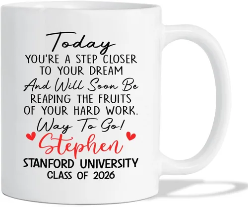 Vista 17 de Taza de café blanca personalizada para graduación, con texto en inglés "Behind You All Your Memories Before You All Your Dreams", taza de café de 11
