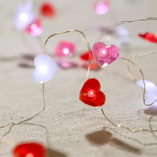 Vista 10 de MIYA LIFE Guirnalda de luces para el día de San Valentín, guirnalda de globos con forma de corazón, funciona con pilas, guirnalda de corazón