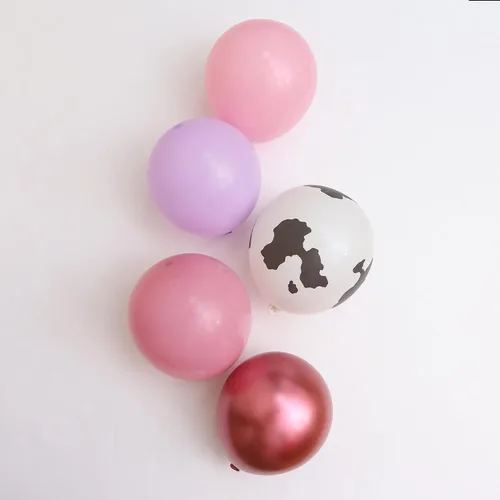 Vista 3 de Kit de arco de guirnalda de globos de vaquera, 121 piezas con temática de granja con globos de bota para decoración de negocios, hogar, boda