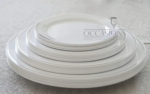 Vista 3 de Platos de plástico desechables Occasions para fiestas de boda (120 unidades), plateado, blanco (White / Silver Rim)
