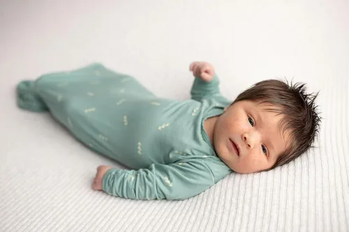 Vista 66 de Three Little Tots Vestido de corbata anudada para bebé recién nacido - Bebé