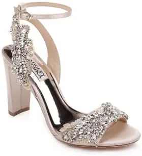 Vista 8 de Badgley Mischka Libby Crystal Embellished Evening Shoe