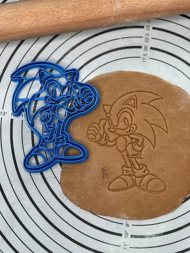 Vista 4 de Cortador y molde de galletas Sonic de 5.1 pulgadas producido por 3D Kitchen Art