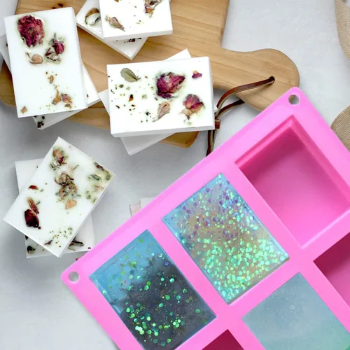 Vista 4 de Paquete de 3 moldes de silicona para jabón, molde para hacer flores de 6 cavidades, incluye suministros de forma rectangular, perfectos para jabones