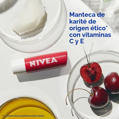 Vista 5 de Nivea Cuidado de labios Cereza con brillo afrutado, 4.8gm