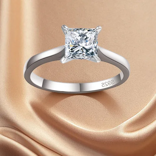 Vista 4 de Anillo de plata de ley 925 con circonita cúbica de corte princesa de 1.5 quilates para mujer
