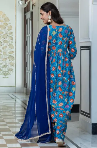 Vista 5 de Janasya Kurta con estampado étnico de algodón azul cielo para mujer con palazzo acampanado y dupatta