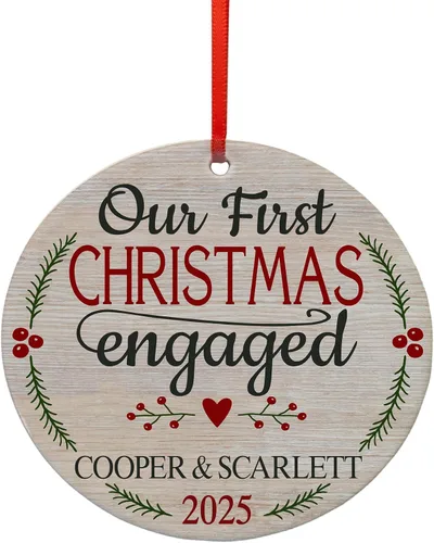 Vista 7 de Let's Make Memories Adorno de Navidad Personalizado para Parejas - Adorno de Navidad 2025 - Decoración de Árbol - Personalizar Mensaje, Año