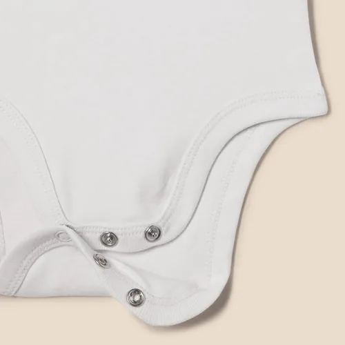 Vista 4 de Tienda Essentials Body unisex Henley para bebés, paquete de 2