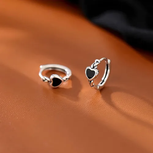 Vista 5 de SLUYNZ Aretes de aro de plata de ley 925 con forma de corazón negro para mujeres, adolescentes y adolescentes