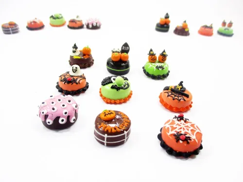 Vista 3 de Casa de muñecas Miniatura Alimentos 9 Mini Halloween Pastel Mixto 0.6 in Panadería Suministro 16675 Mixed Halloween cakes clay bakery food, tiny 9