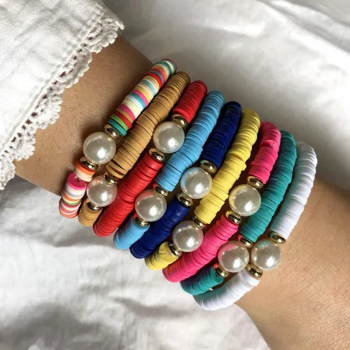 Vista 2 de The Woo's Bohemio Polímero Arcilla Pulsera de Discos Pulsera hecha a mano con cuentas ajustables, cuerda elástica y cuentas multicolores, pulsera