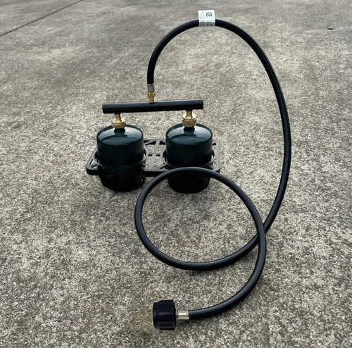 Vista 2 de MENSI Kit adaptador de repuesto de propano doble, 2 adaptadores de 1 libra con manguera de alta presión de 3 pies, entrada QCC para tanques de 20 a