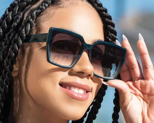 Vista 4 de URBNKRU Gafas de sol polarizadas de gran tamaño sin costuras de diseñador de moda para mujer