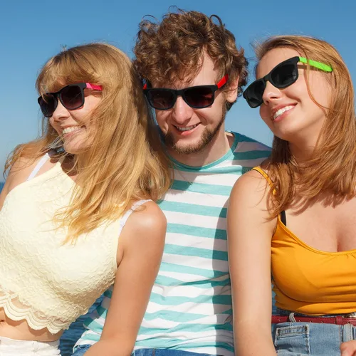 Vista 5 de Paquete de 48 gafas de sol de neón estilo 80 para fiesta, regalo divertido, recuerdos de fiesta, juguetes de fiesta, regalos de bolsa de golosinas