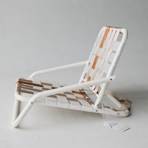 Vista 4 de Silla de playa Praia, extremadamente ligera y duradera, plegable, fácil de usar, transportar, retro, césped, perfil bajo, cómoda, minimalista, larga