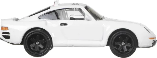 Vista 3 de Hot Wheels Vehículos de leyendas del circuito cultural del automóvil para niños de 3 años en adelante, colección premium de vehículos a escala 1:64