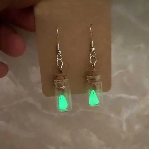 Vista 2 de Aretes de fantasma, collar de fantasma, aretes de fantasma en una botella, collar adopta un fantasma en frasco, joyería fantasma que brilla