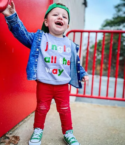 Vista 2 de Muasaaluxi Traje de Navidad para bebé recién nacido, con estampado de árbol de Navidadletras, pantalones deportivos, 2 piezas, trajes de otoño 0-3T