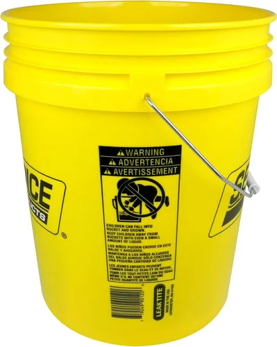 Vista 2 de Seachoice Cubo de plástico de 5 galones con mango de metal, amarillo