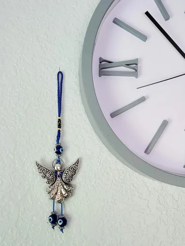 Vista 4 de LUCKBOOSTIUM Hermoso ángel con cristal azul y adorno colgante de mal de ojo, dijes de buena suerte, llaves del hogar, bolso, bolsos y accesorios