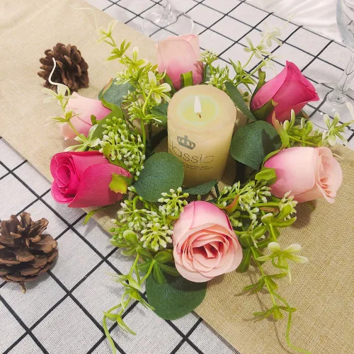 Vista 5 de Anillos de vela, corona de flores, portavelas de rosas artificiales de 9 pulgadas para centros de mesa de boda, guirnalda de primavera