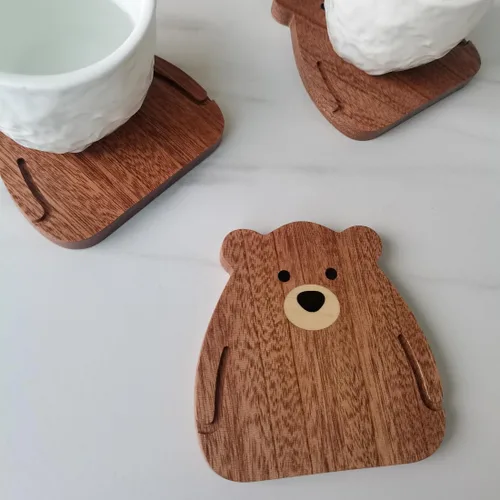 Vista 9 de Posavasos de madera absorbentes para bebidas, hechos a mano con múltiples incrustaciones de madera, juegos de posavasos de madera Sapele para mesa