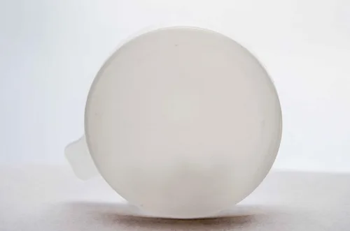 Vista 3 de Botella de leche de media pinta de vidrio pesado a la antigua, jarra de crema con tapa (1 paquete)