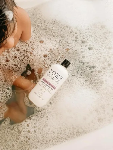 Vista 5 de Zoey Naturals - Baño de burbujas calmante de lavanda para niños y bebés, jabón hidratante sin lágrimas para niños pequeños con aloe y aceite