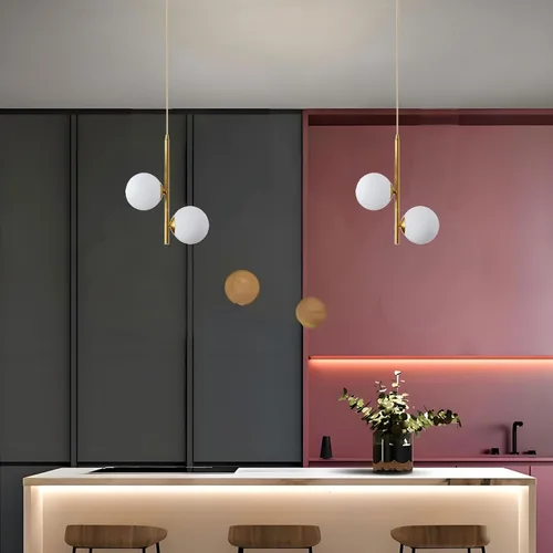 Vista 4 de Lámpara colgante de cristal blanco con forma de globo de 2 luces, bola de vidrio blanca y latón dorado Matel lámpara colgante lámpara de techo