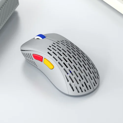 Vista 7 de Pulsar Gaming Gears - Xlite V2 Mini Retro Edition Wireless High Performance Super Light and Fast Ergonómico Gaming Mouse 2.4Ghz 1ms 20000 DPI Sensor