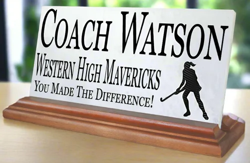 Vista 7 de Placa de regalo de entrenador de fútbol, premio de agradecimiento al equipo personalizado para grandes entrenadores de fútbol, para escritorio