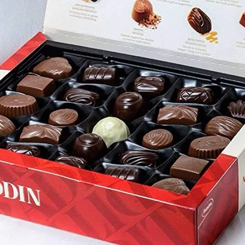 Vista 2 de Marabou Aladdin Sueco 6 Cajas de 17.64 oz de Chocolates Praliné, 6.6 lbs Producto de Suecia