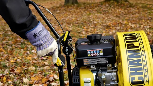 Vista 10 de Champion Power Equipment 212cc 1200 CFM Soplador de hojas para caminar detrás