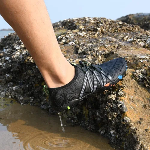 Vista 7 de WateLves - Zapatos de agua para hombres y mujeres, para natación, para la playa, la piscina, surfear, hacer yoga o aeróbics acuático, calcetines